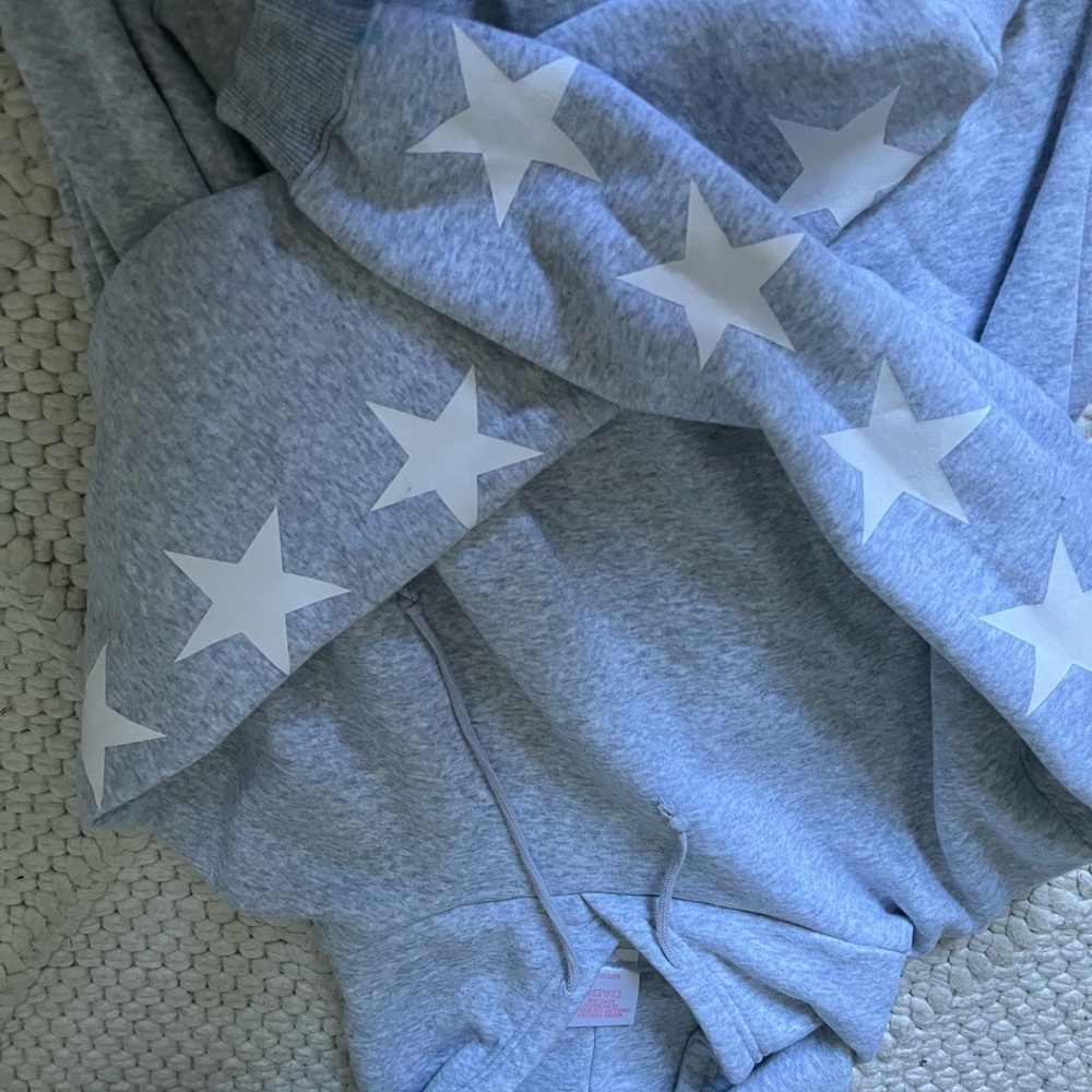 Grey hoodie